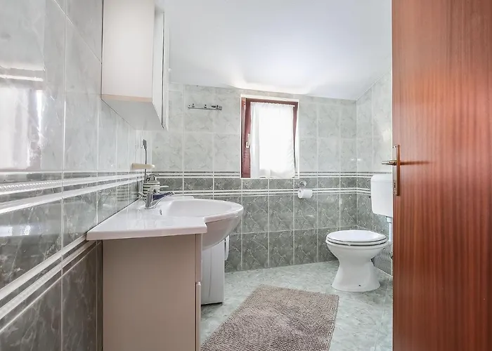 Lidija Apartament *