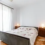 アパート Lidija ポレッチ